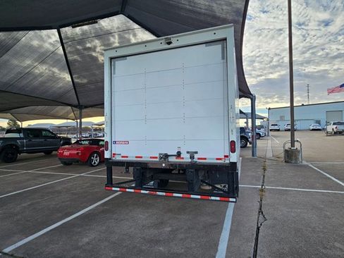 Used 2021 Chevrolet Express 3500 image 5