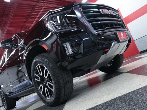 Used 2023 GMC Yukon XL AT4 w/ AT4 Premium Plus Package image 38