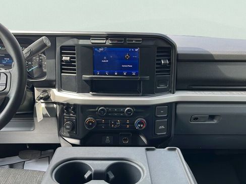 Used 2024 Ford F250 XLT AWD/4WD image 10