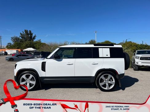 Used 2020 Land Rover Defender 110 HSE image 4