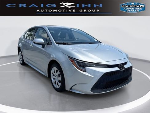 Used 2020 Toyota Corolla LE FWD image 1