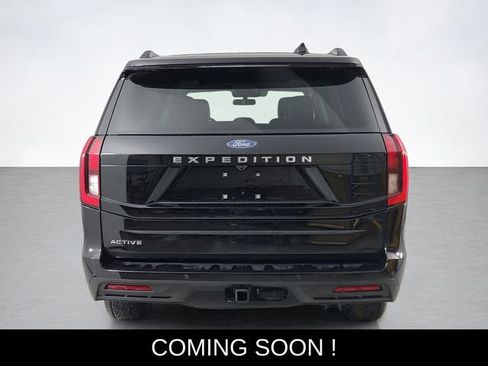 Used 2025 Ford Expedition Active image 4