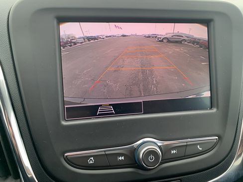 Used 2023 Chevrolet Equinox LT image 15