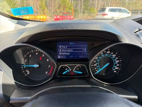 Used 2013 Ford Escape SE AWD/4WD image 17