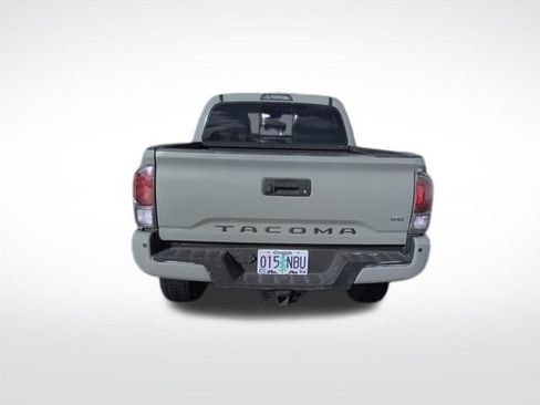 Used 2023 Toyota Tacoma TRD Off-Road w/ Advanced Technology Package image 9