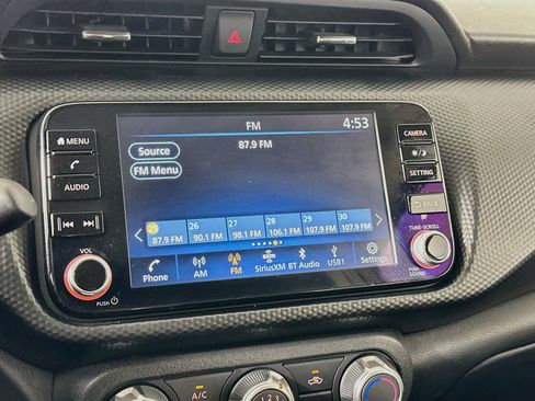 Used 2023 Nissan Kicks SV FWD image 18