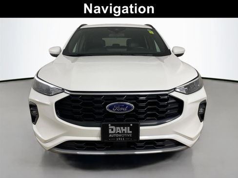 Used 2024 Ford Escape ST-Line Select w/ Tech Pack #1 AWD/4WD image 3