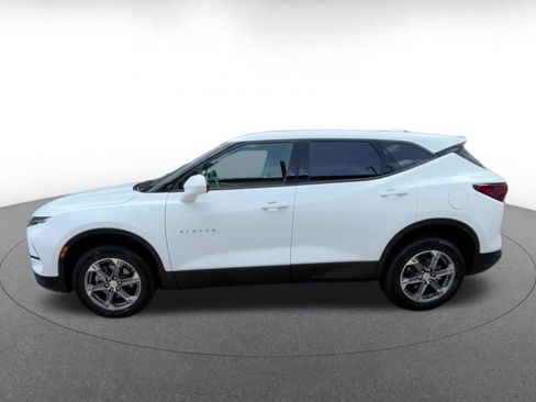 Used 2026 Chevrolet Blazer LT FWD image 7