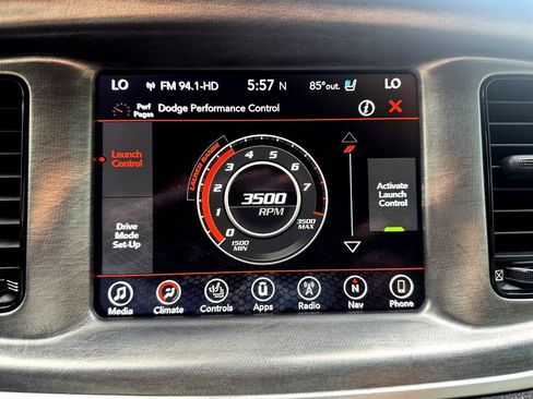 Used 2017 Dodge Charger R/T image 4