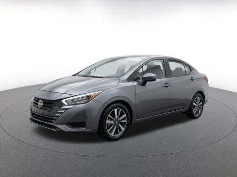 Used 2025 Nissan Versa SV FWD image 7