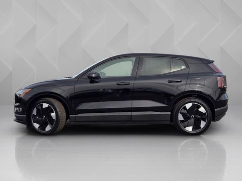 New 2026 Volvo EX30 Plus w/ Climate Package image 3