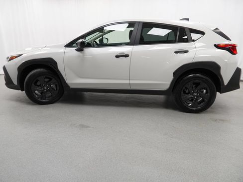 Used 2024 Subaru Crosstrek 2.0i AWD/4WD image 5