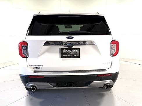 Used 2023 Ford Explorer Limited w/ Equipment Group 301A image 5