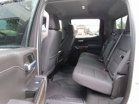 Used 2020 Chevrolet Silverado 1500 RST image 19