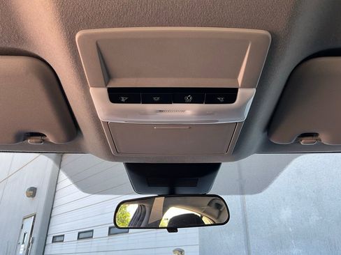 Used 2025 Nissan Sentra S image 14