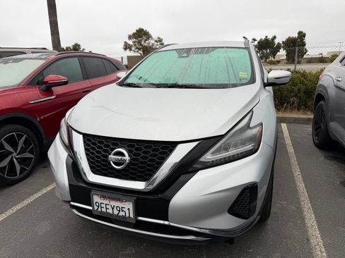 Used 2020 Nissan Murano SV FWD image 2
