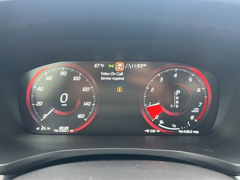 Used 2019 Volvo S60 T6 R-Design image 26