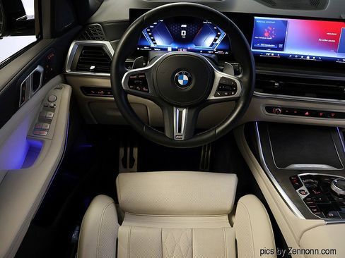 Certified 2025 BMW X7 M60i image 16