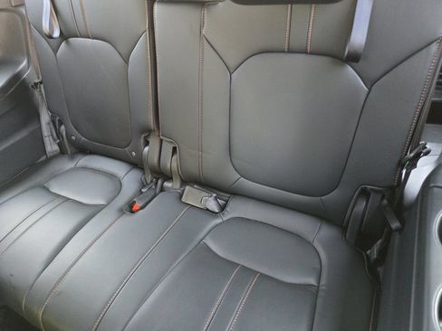 Used 2023 Honda Pilot TrailSport image 21