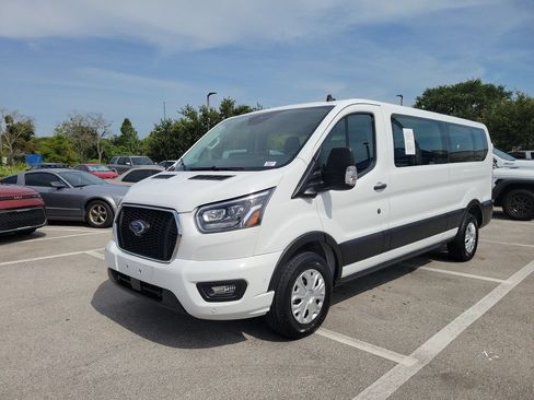 Used 2023 Ford Transit 350 XLT RWD image 33