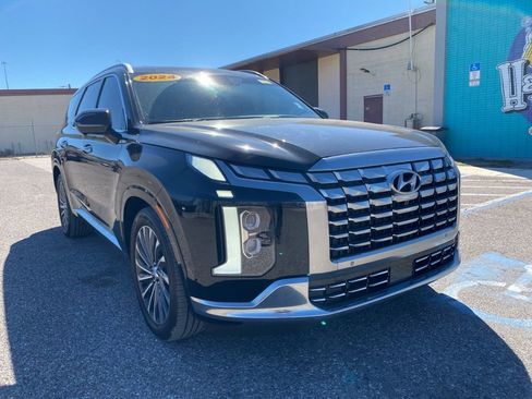 Used 2024 Hyundai Palisade Calligraphy image 1