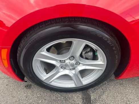 Used 2022 Chevrolet Camaro LT RWD image 12
