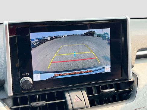 Used 2024 Toyota RAV4 XLE AWD/4WD image 14