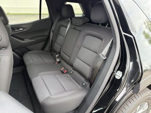 New 2026 Chevrolet Equinox LT w/ LPO, Floor Liner Package FWD image 22