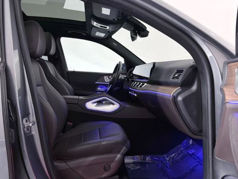 Used 2022 Mercedes-Benz GLS 450 4MATIC image 28