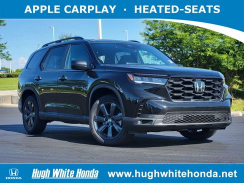 Used 2025 Honda Pilot Sport image 1