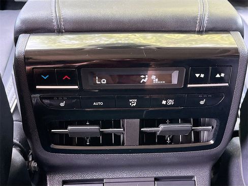 Used 2023 Acura MDX Advance image 27