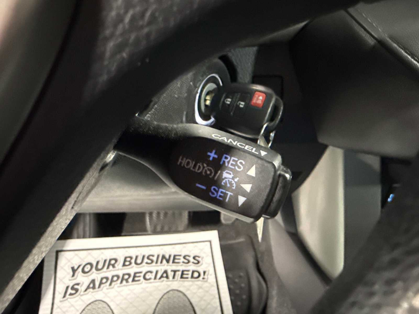 Used 2017 Toyota RAV4 LE AWD/4WD image 35