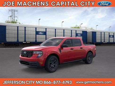 New 2026 Ford Maverick XLT image 3