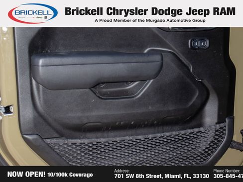 Used 2025 Jeep Wrangler Willys image 10