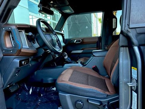Used 2023 Ford Bronco Outer Banks AWD/4WD image 26