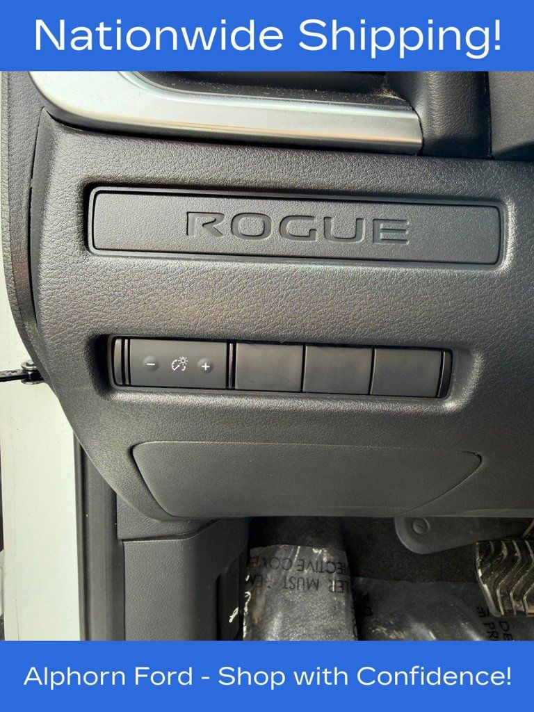Used 2023 Nissan Rogue S AWD/4WD image 8