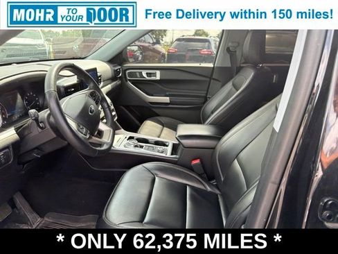 Used 2022 Ford Explorer XLT w/ Equipment Group 202A AWD/4WD image 14