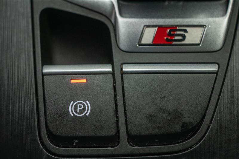 Used 2018 Audi SQ5 Premium Plus AWD/4WD image 24