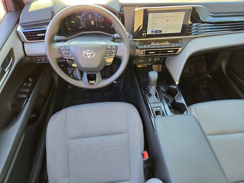 Used 2026 Toyota Camry LE image 12