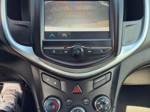 Used 2017 Chevrolet Sonic LT image 12