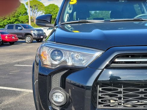 Certified 2023 Toyota 4Runner SR5 image 7