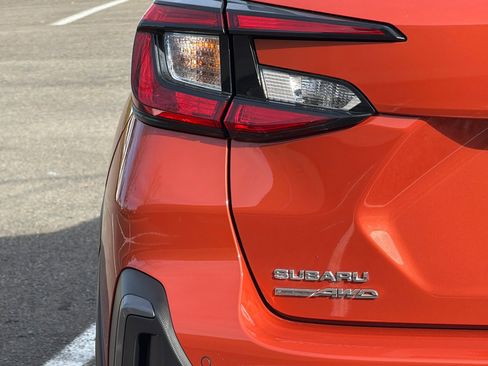 Used 2025 Subaru Crosstrek 2.5i Limited w/ Crosstrek Mirror Package image 26