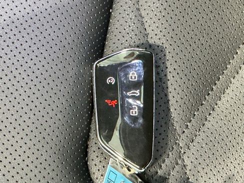Used 2025 Volkswagen Atlas SE FWD image 63