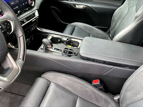 Used 2024 Lexus RX 350 FWD w/ Convenience Package image 16