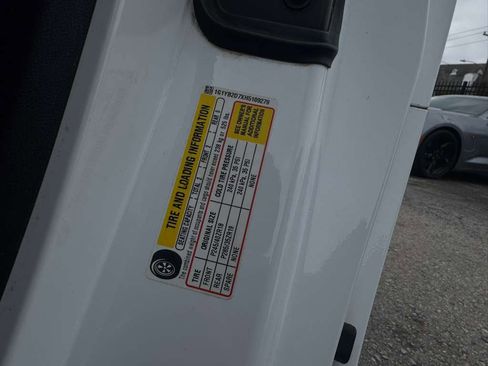 Used 2017 Chevrolet Corvette 1LT Coupe w/ Battery Protection Package image 12