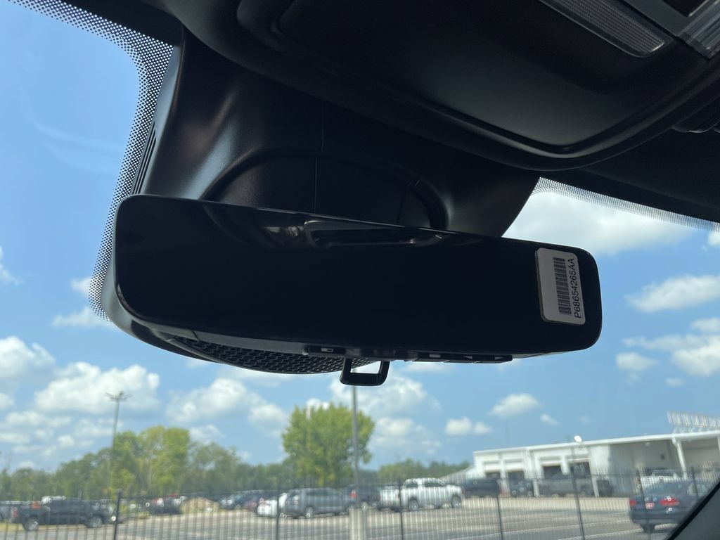 New 2025 RAM 2500 Limited AWD/4WD image 22