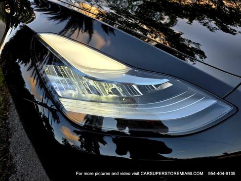 Used 2022 Tesla Model Y Long Range image 73