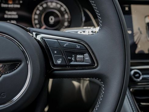 New 2025 Bentley Flying Spur Plug-In Hybrid AWD/4WD image 25