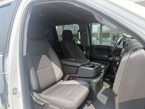 Used 2023 Chevrolet Silverado 1500 Custom w/ LPO, Dark Essentials Package AWD/4WD image 22