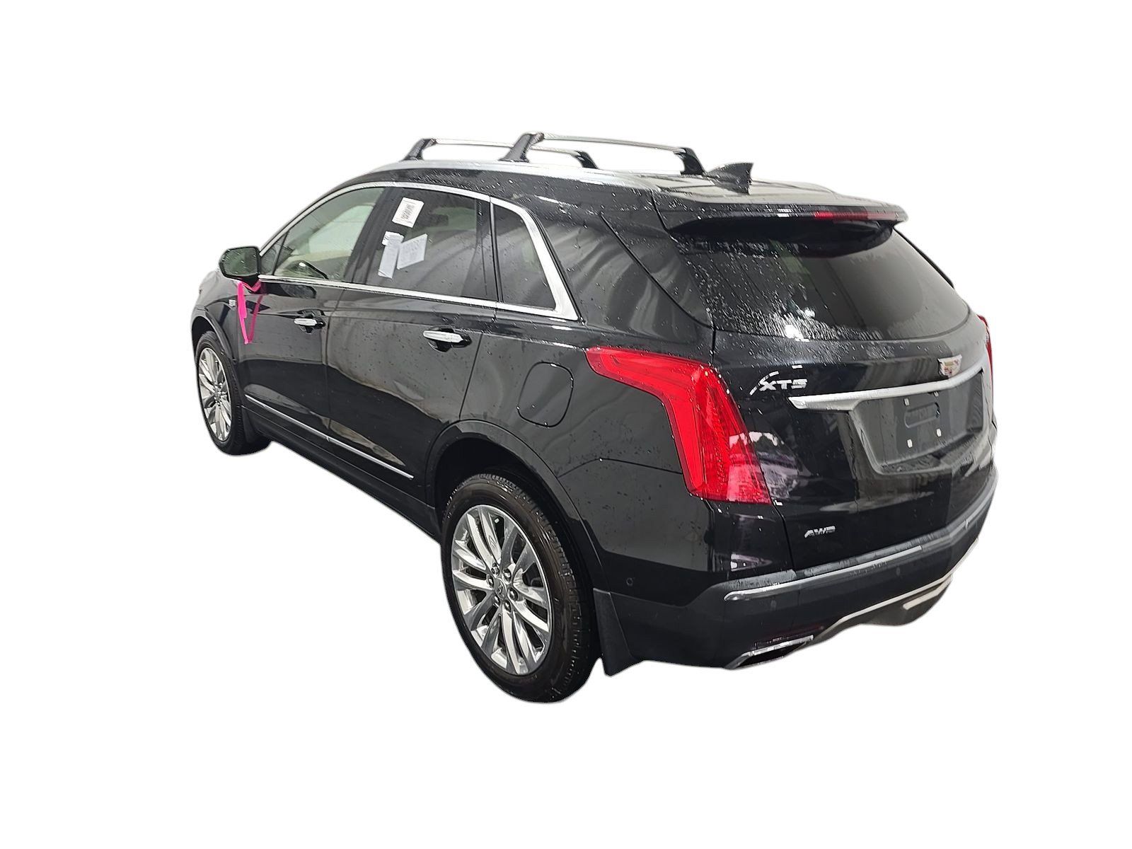 Used 2019 Cadillac XT5 Platinum AWD/4WD image 3